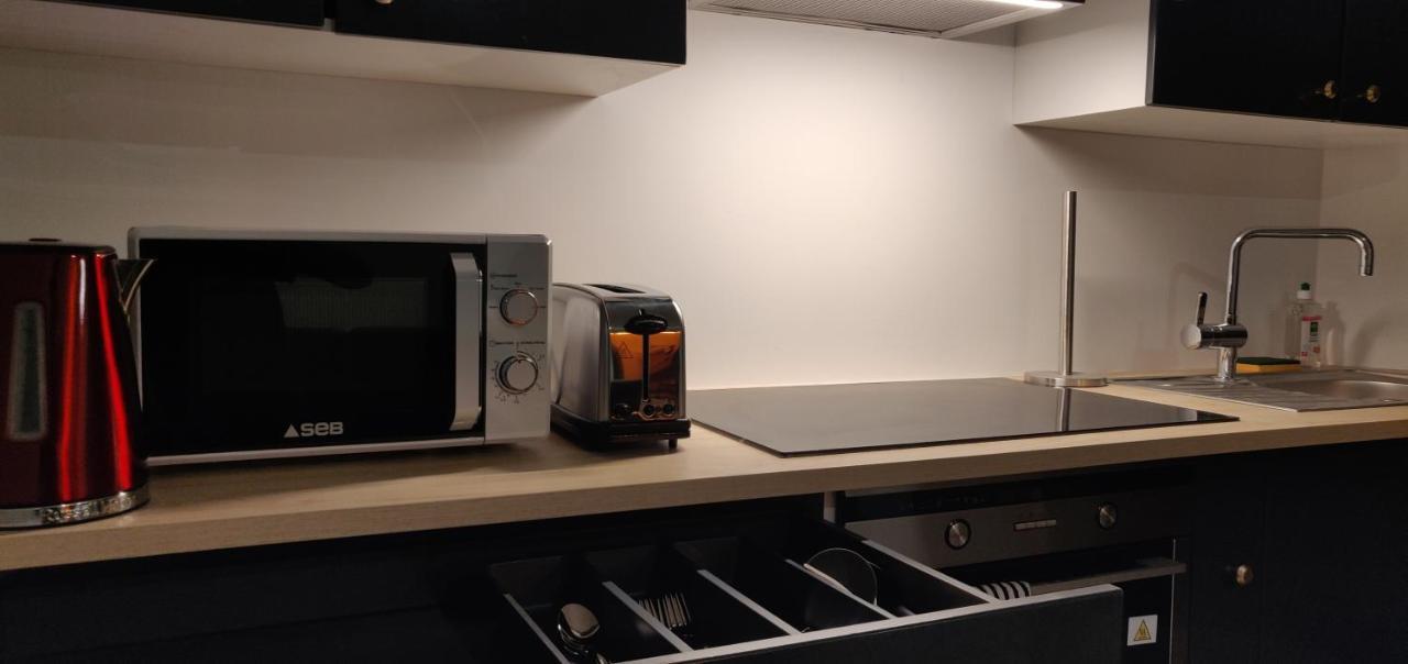 Appartement Confort Equipe Au Coeur De ベジエ エクステリア 写真